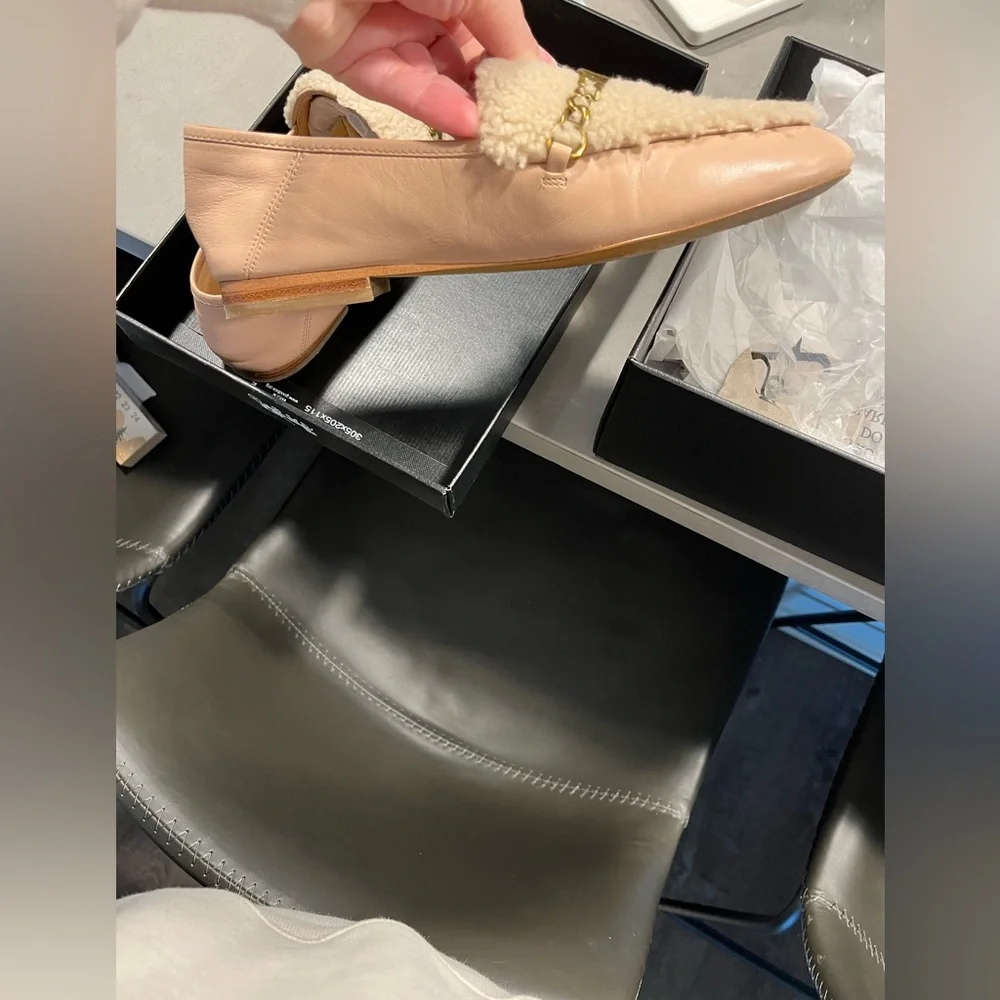 Blush Colored Women’s size 9 Helena Loafer. - Picture 8 of 8